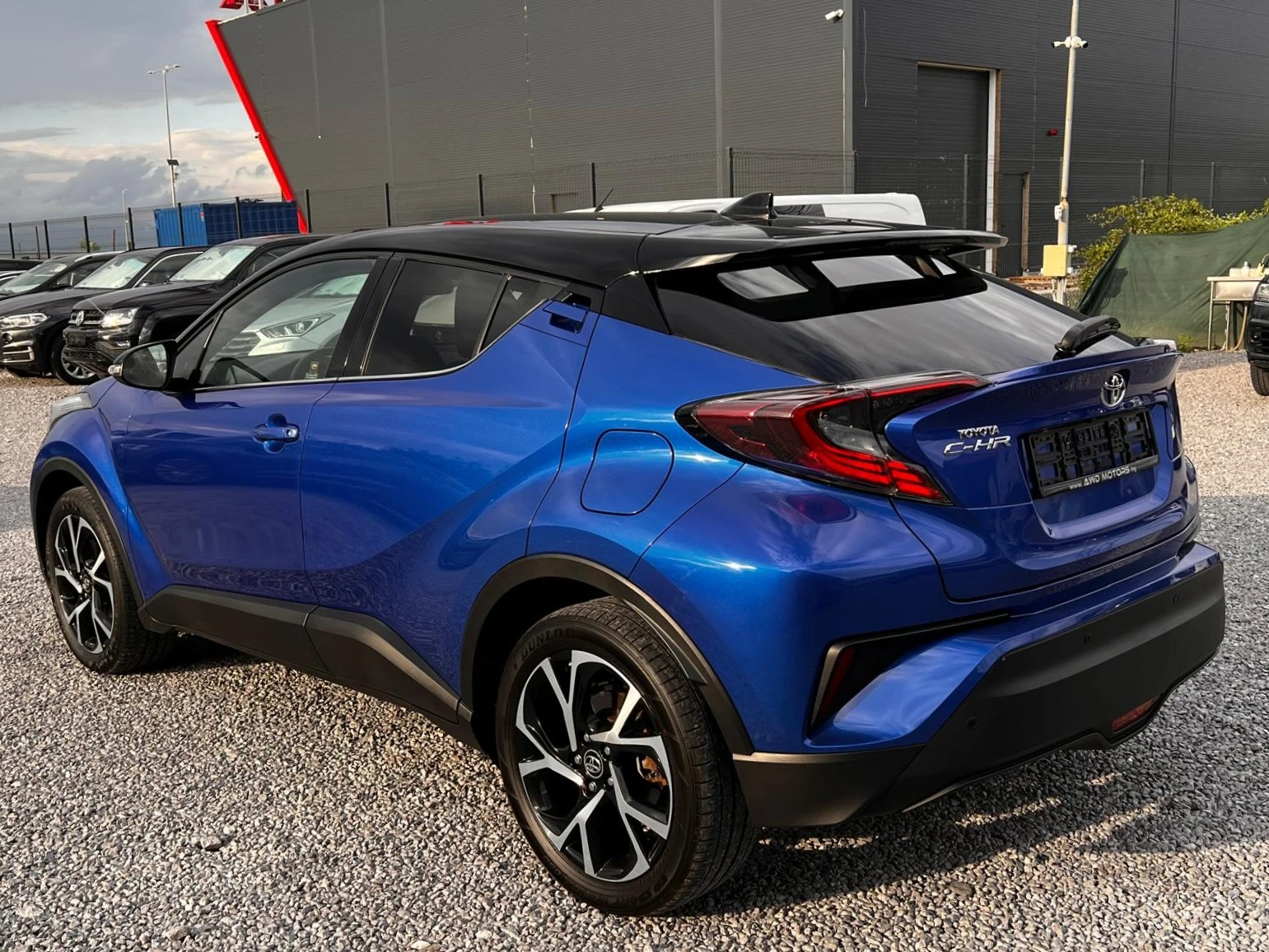 Toyota C-HR 1.2-T 4x4 STYLE ДИСТРОНИК KEYLESS КАМЕРА ПОДГРЕВ, снимка 3 - Автомобили и джипове - 55269506