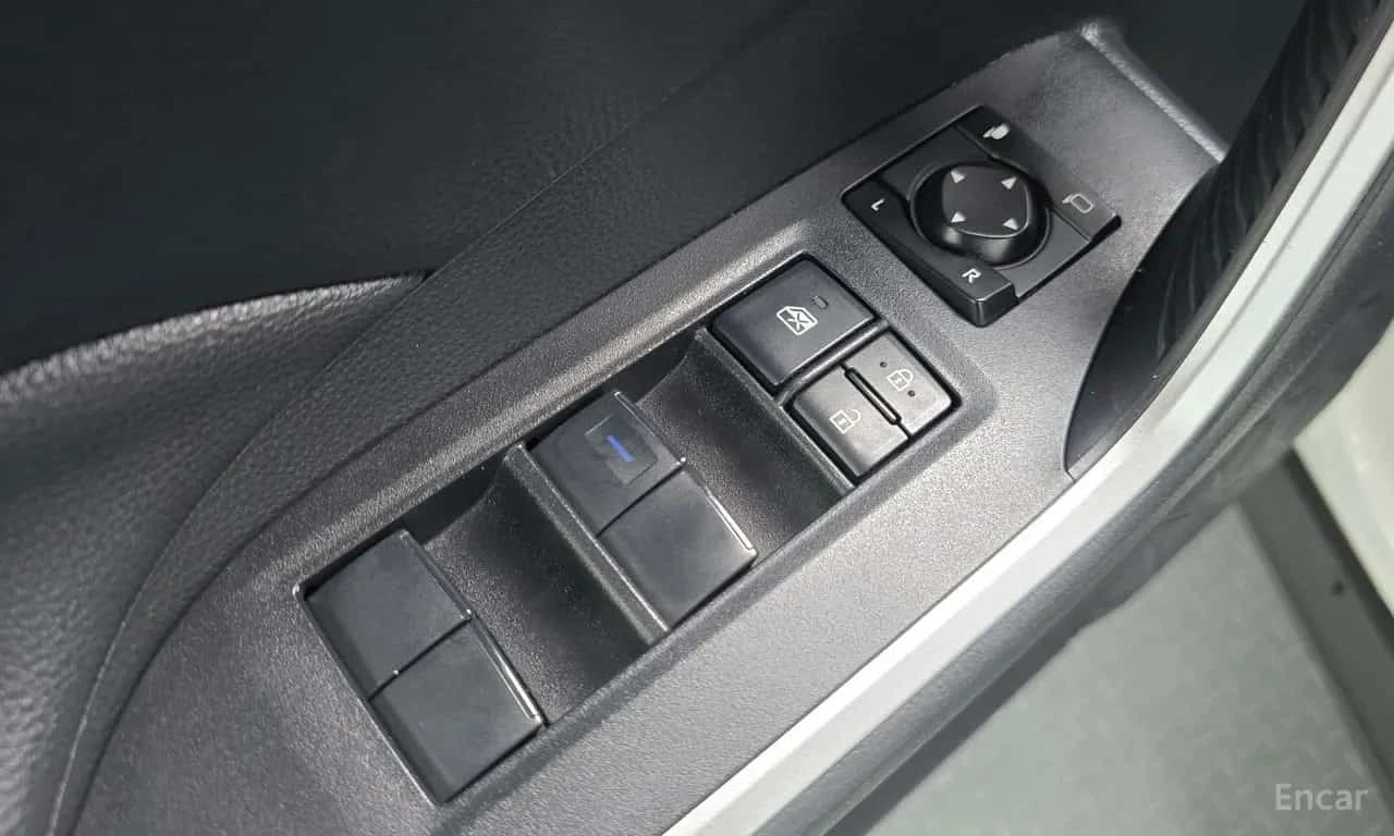 Toyota Rav4 * 2.5 2WD * ЦЕНА ДО БГ, снимка 14 - Автомобили и джипове - 55739682