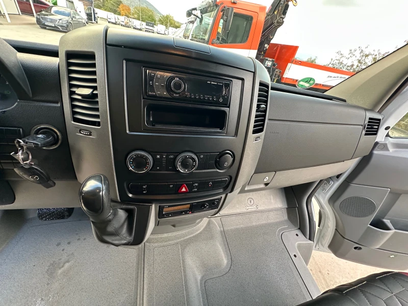 Mercedes-Benz Sprinter 316 ХЛАДИЛЕН!КЛИМА!ТОП!, снимка 14 - Бусове и автобуси - 52079085