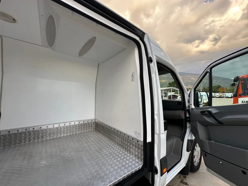Mercedes-Benz Sprinter 316 ХЛАДИЛЕН!КЛИМА!ТОП!, снимка 10 - Бусове и автобуси - 52079085