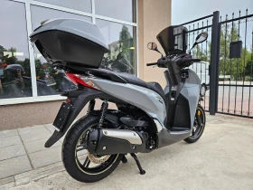 Honda Sh 300ie, ABS, Keyless, Led, 10.2018г., снимка 3