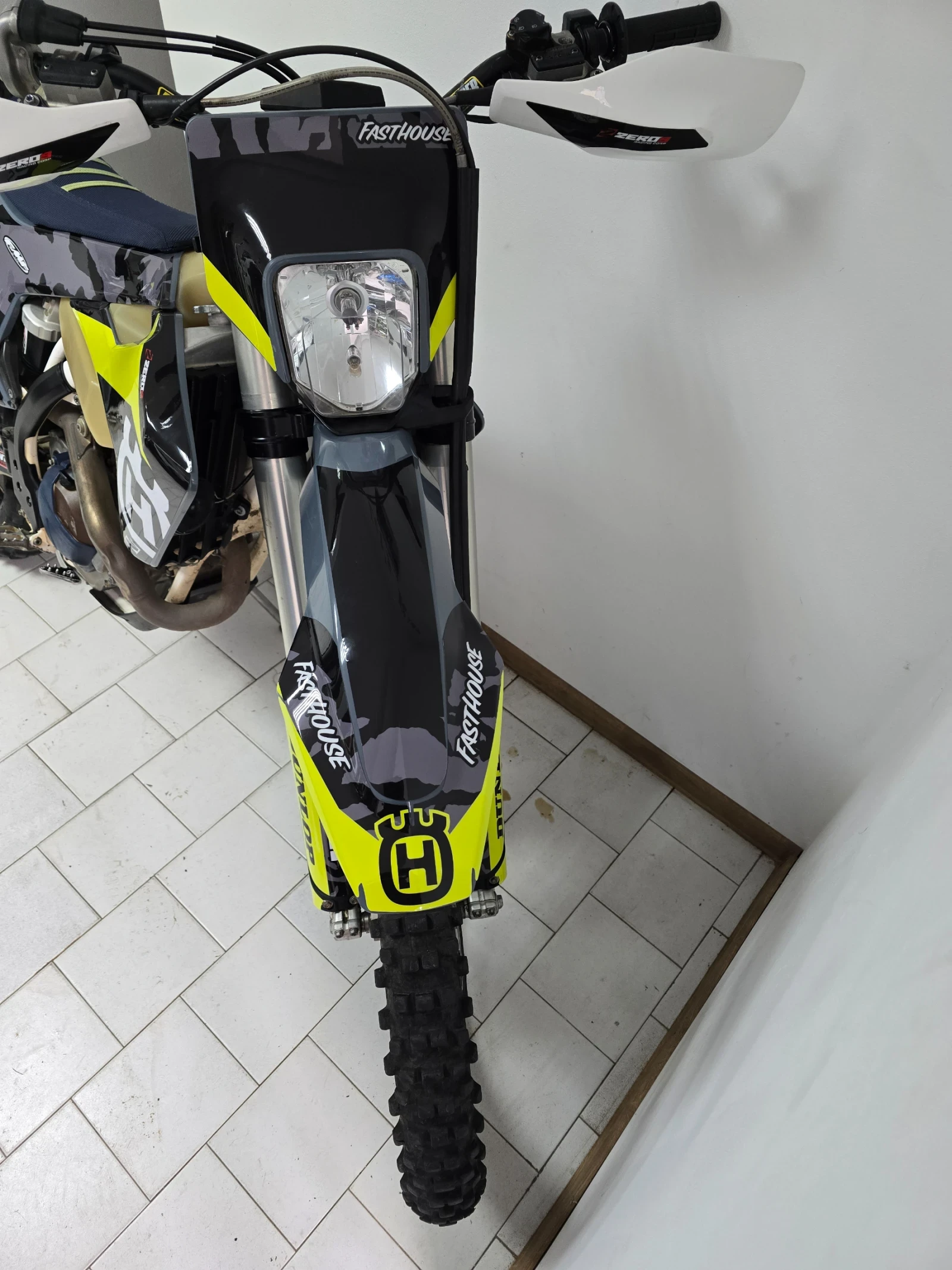 Husqvarna 350 Fe, снимка 8 - Мотоциклети и мототехника - 54514001