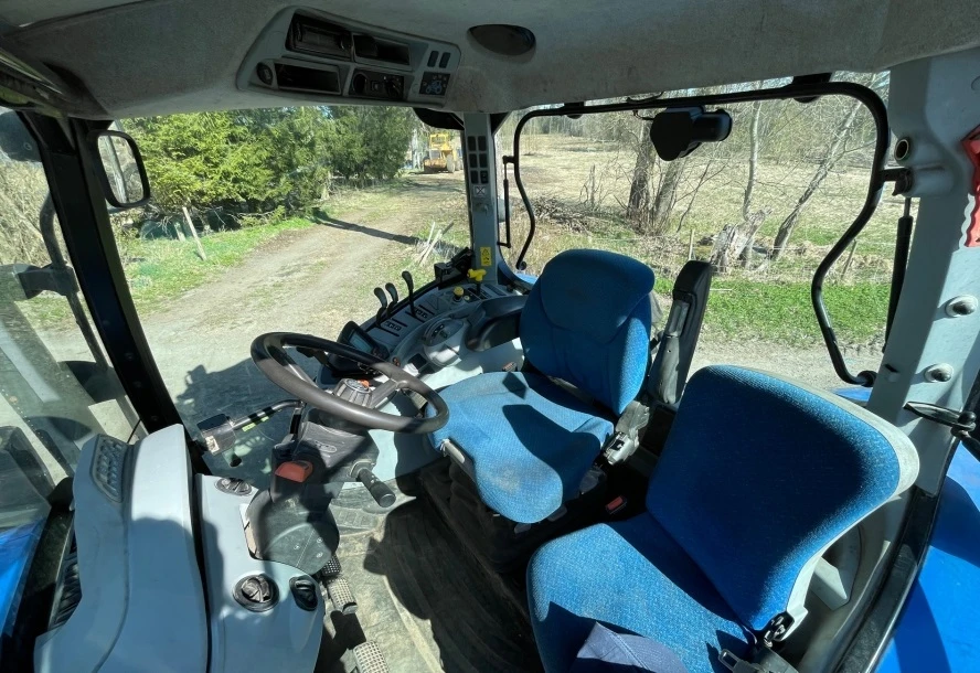 Трактор New Holland T6 140, снимка 12 - Селскостопанска техника - 55932396