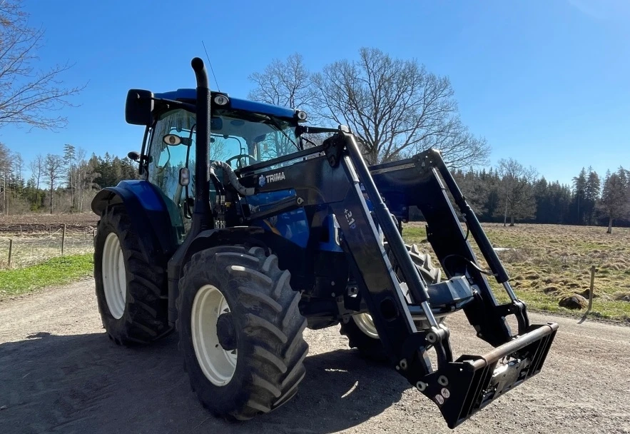Трактор New Holland T6 140, снимка 2 - Селскостопанска техника - 55932396