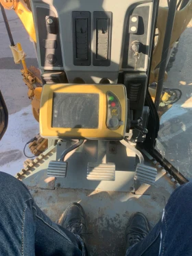  Cat 120  | Mobile.bg    10