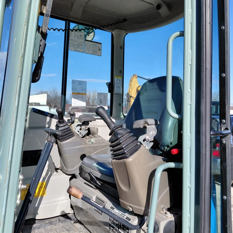 Багер Yanmar VIO27-5B * НАЛИЧЕН * ТОП СЪСТОЯНИЕ * , снимка 11 - Индустриална техника - 51649068