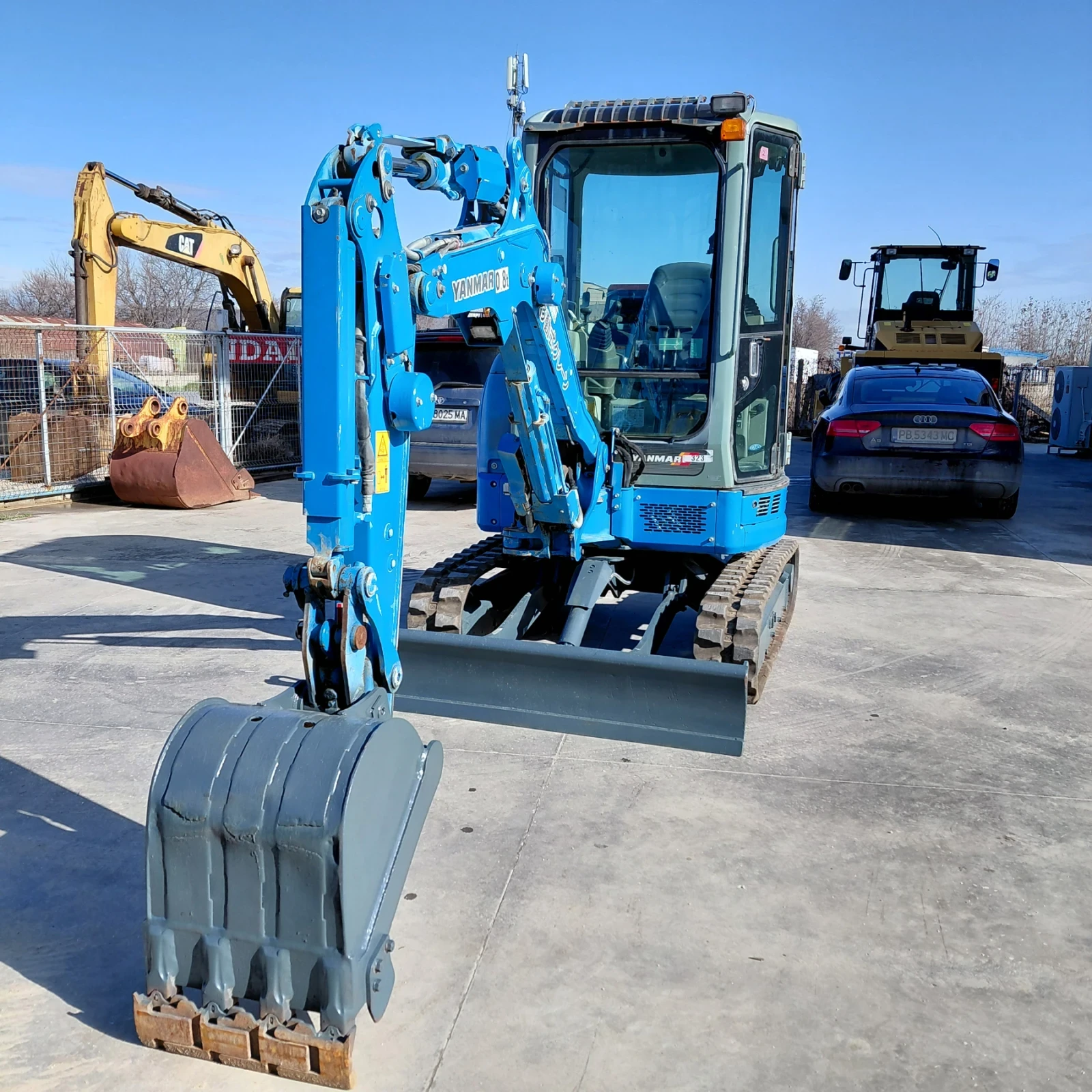 ����� Yanmar VIO27-5B * ������� * ��� ��������� *  | Mobile.bg � ����������� 8