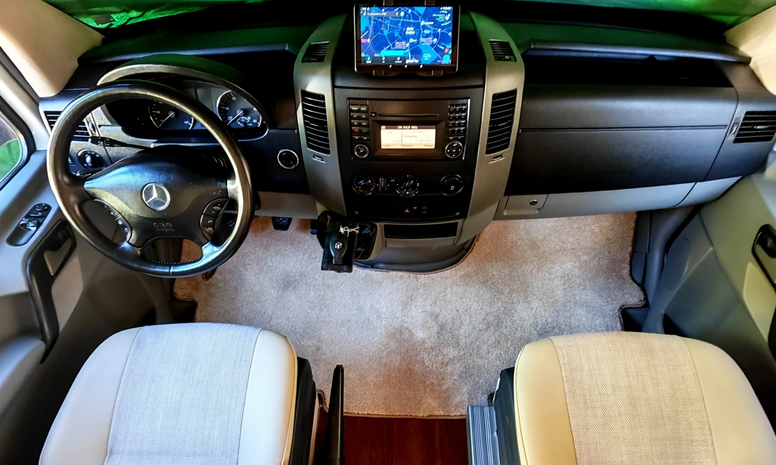 Кемпер Mercedes-Benz SPRINTER 313 CDI CAMPERVAN, 5 местен, снимка 9 - Каравани и кемпери - 56136115