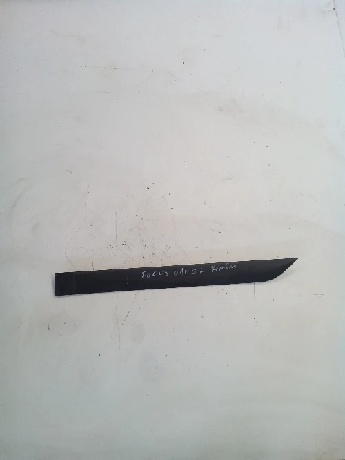 Задна лява лайсна врата за Форд Фокус (външна) комби