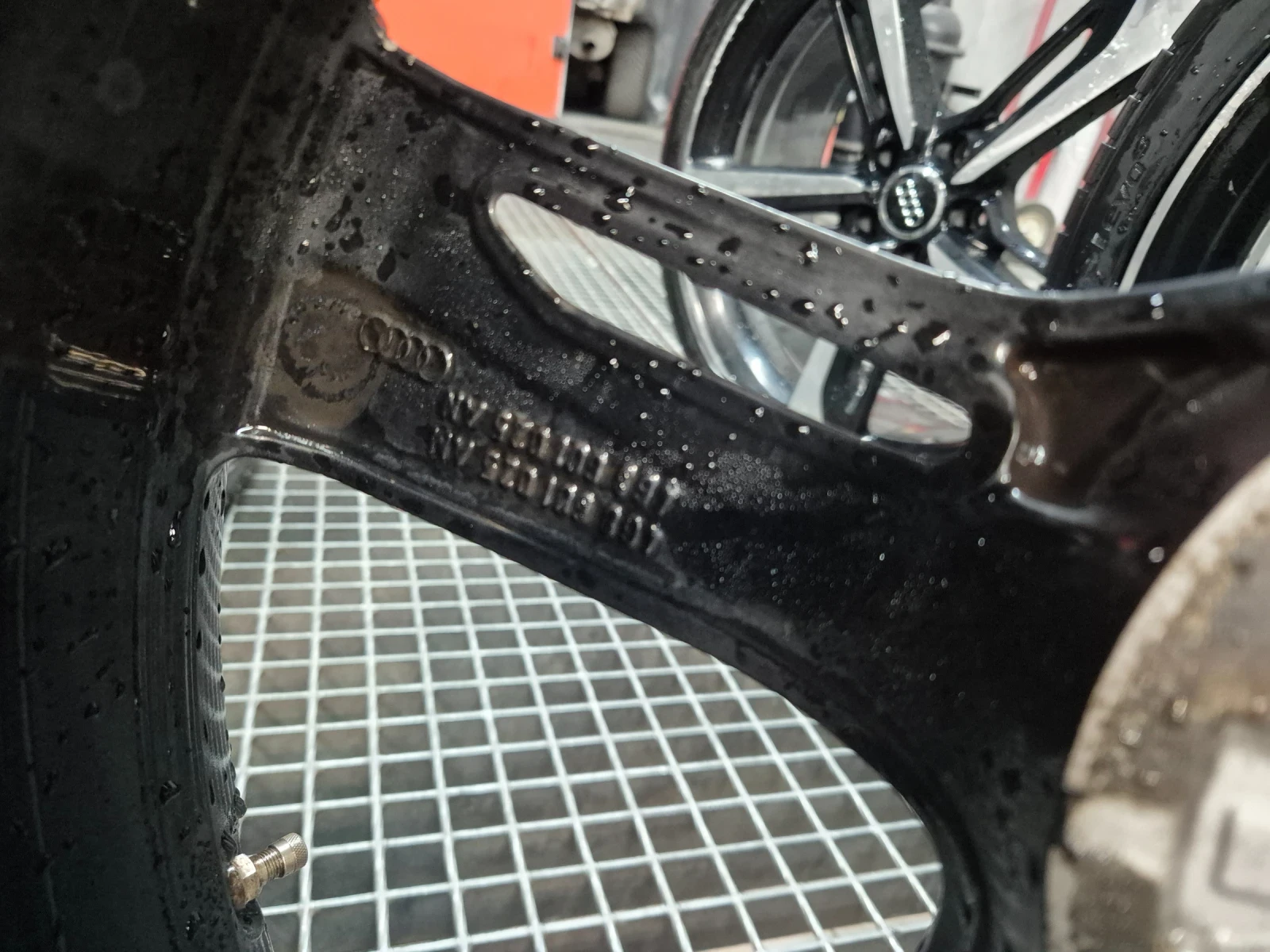 ���� � ������ 265/30R21 �� Audi | Mobile.bg � ����������� 8