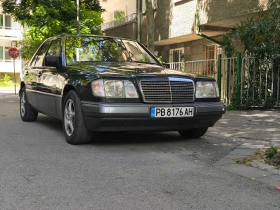 Mercedes-Benz E 200, снимка 1