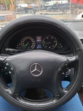 Mercedes-Benz C 270, снимка 9