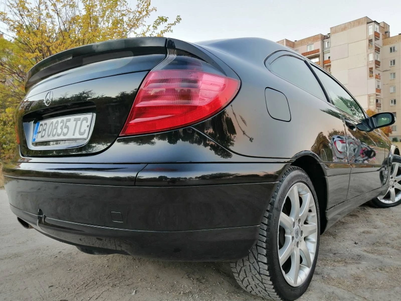 Mercedes-Benz C 180 Перфект Топ Цена, снимка 11 - Автомобили и джипове - 47534816