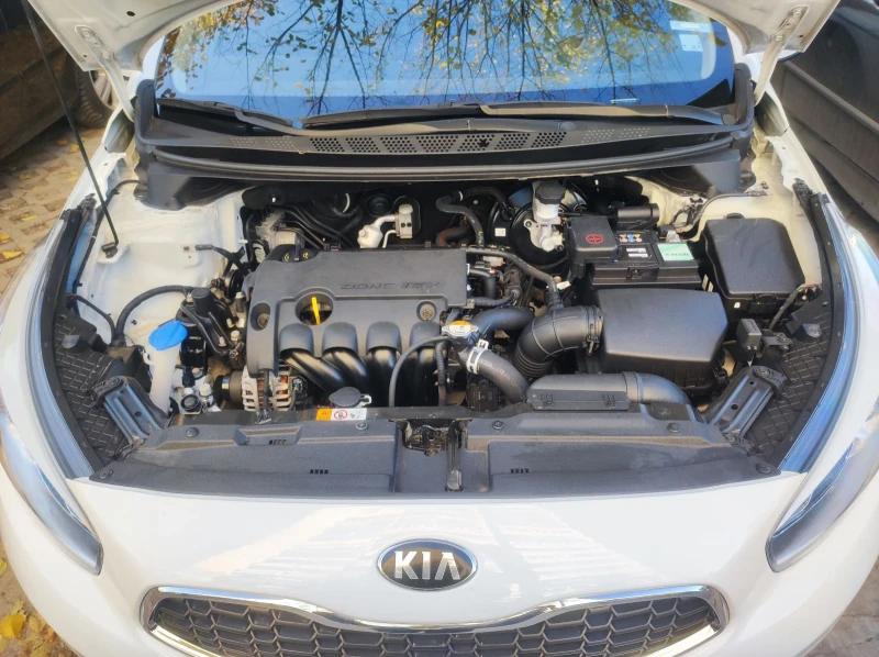 Kia Ceed 1.4 CVVT 100 к.с., снимка 11 - Автомобили и джипове - 48018352