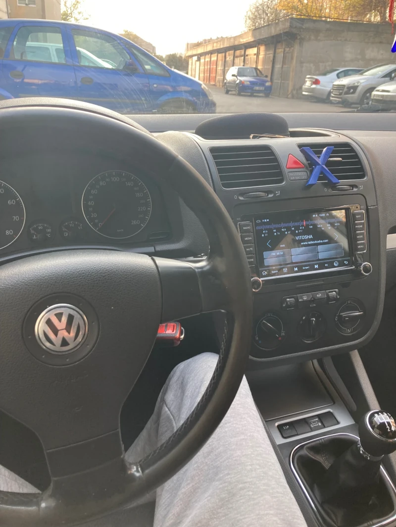 VW Golf, снимка 7 - Автомобили и джипове - 48845053