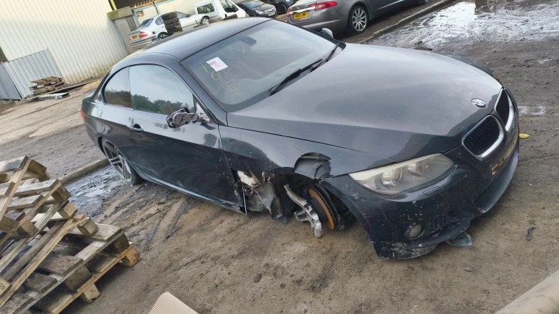 BMW 320, снимка 1 - Автомобили и джипове - 49259815