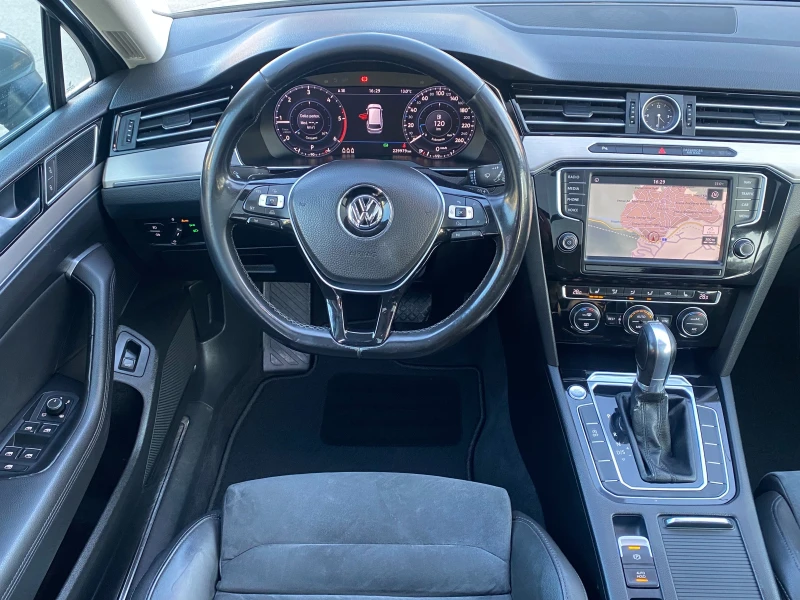 VW Passat HIGHLINE-VIRTUAL-DIST-PANO-FULL LED-NAVI-PDC-EURO6, снимка 7 - Автомобили и джипове - 49395053