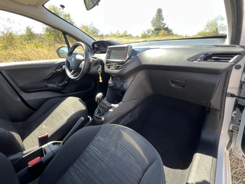 Peugeot 208 ТОВАРЕН ЗА ФИРМИ , снимка 9 - Автомобили и джипове - 51830028