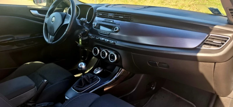 Alfa Romeo Giulietta 1.6- mjet, снимка 9 - Автомобили и джипове - 52255011