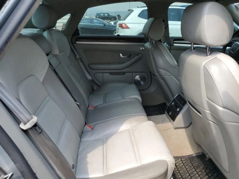 Audi S8 QUATTRO/V10/Реални километри, снимка 10 - Автомобили и джипове - 52623966