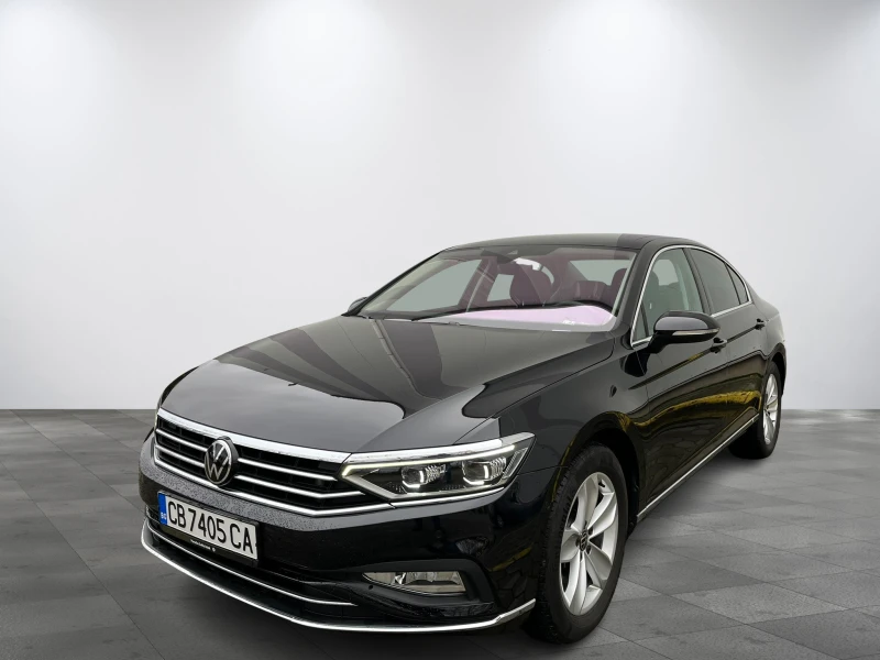 VW Passat 2.0 TSI 190 HP Elegance 32000 KM!, снимка 3 - Автомобили и джипове - 52699162