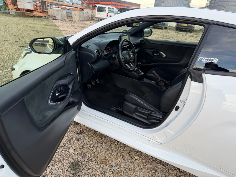 Toyota Yaris GR, снимка 14 - Автомобили и джипове - 52967667
