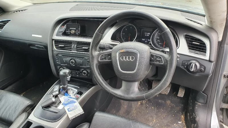 Audi A5 2.7 TDI automatic , снимка 9 - Автомобили и джипове - 44633980