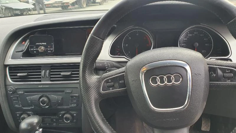 Audi A5 2.7 TDI automatic , снимка 10 - Автомобили и джипове - 44633980