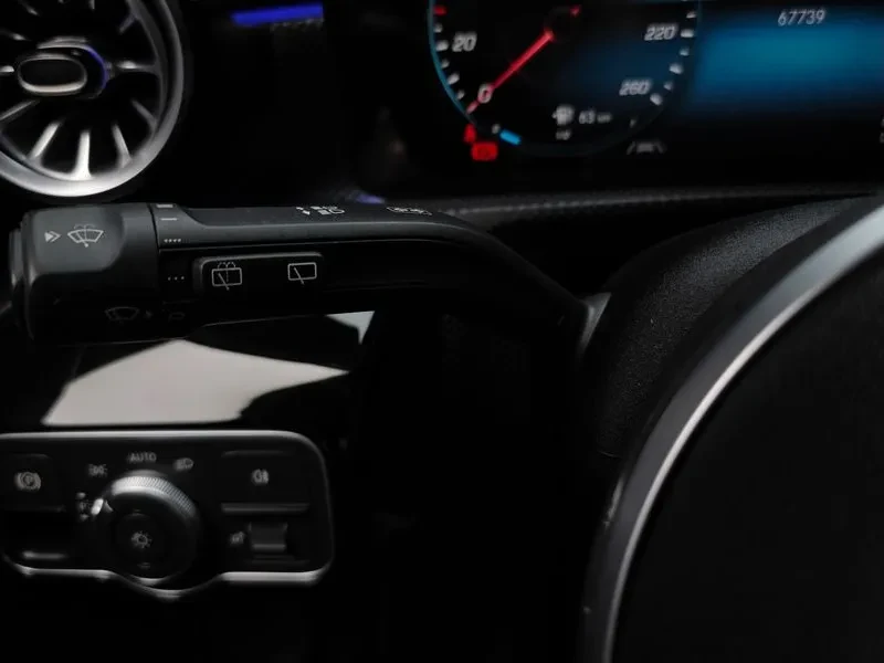 Mercedes-Benz A 220 W177, снимка 15 - Автомобили и джипове - 55790184