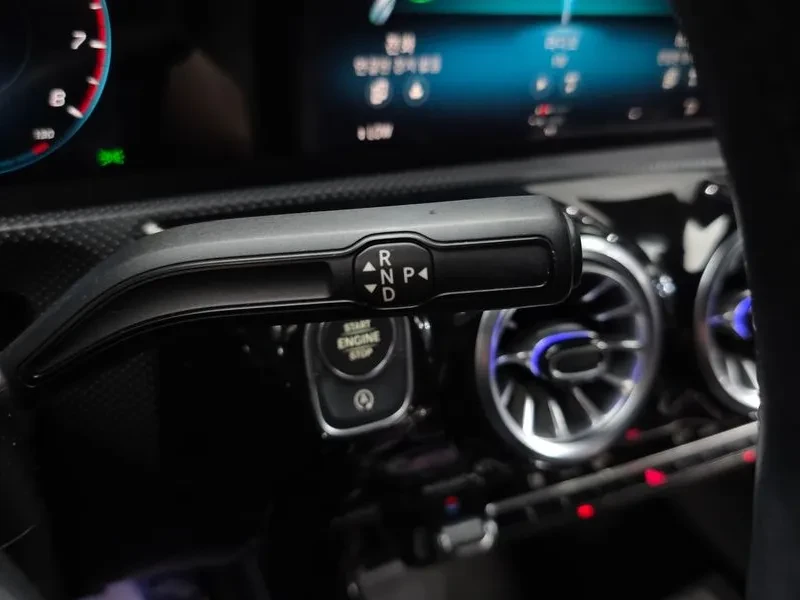 Mercedes-Benz A 220 W177, снимка 9 - Автомобили и джипове - 55790184