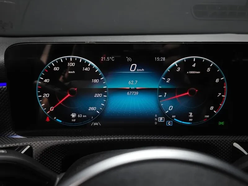Mercedes-Benz A 220 W177, снимка 8 - Автомобили и джипове - 55790184