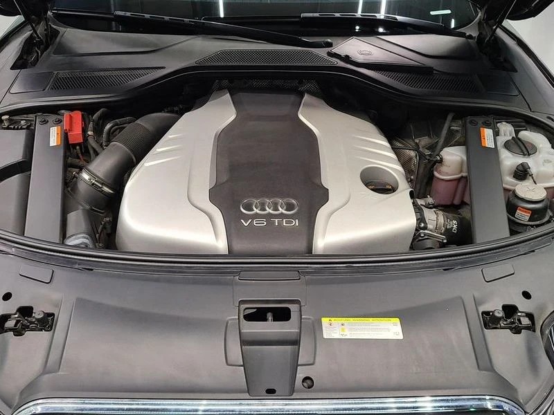 Audi A8 3.0 TDI Quattro| 258к.с., снимка 8 - Автомобили и джипове - 56130514