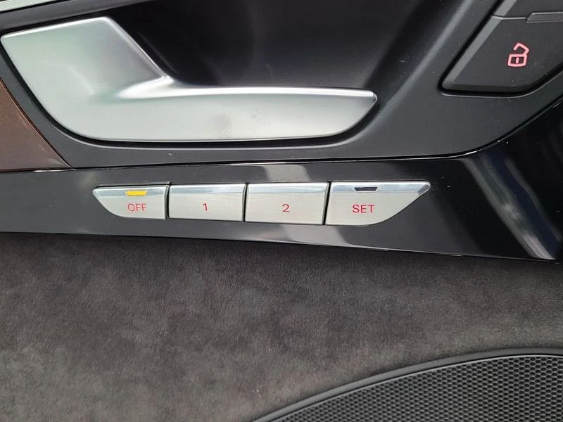 Audi A8 3.0 TDI Quattro| 258к.с., снимка 13 - Автомобили и джипове - 56130514