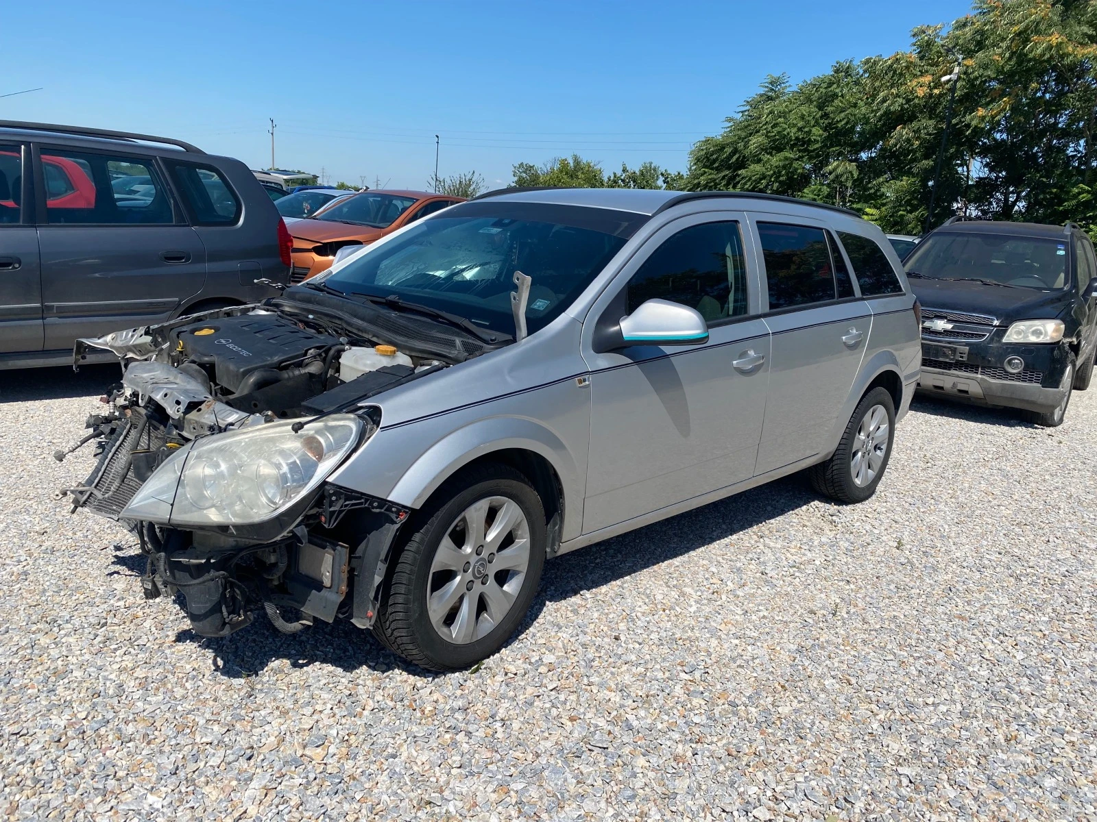 Opel Astra 1.9 cdti, снимка 1