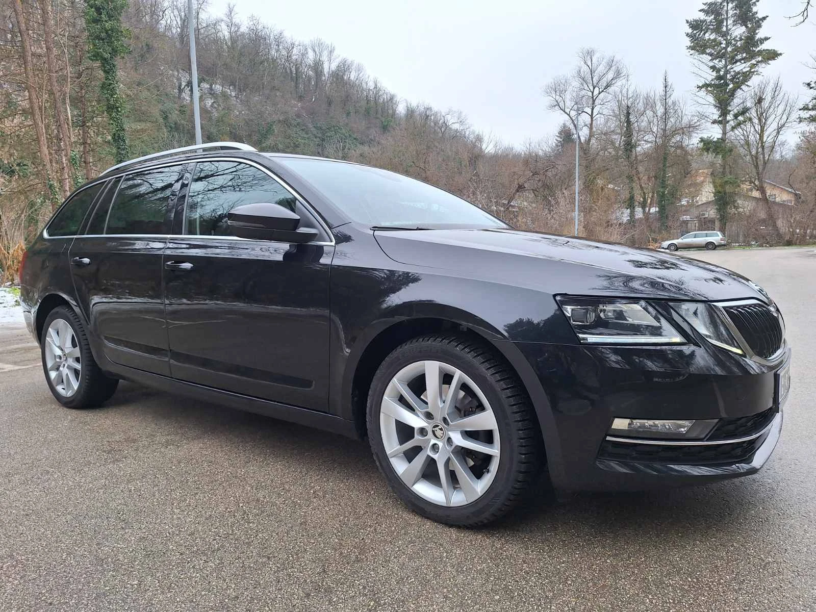 Skoda Octavia 2.0TDI 150 FULL екстри от Швейцария., снимка 1