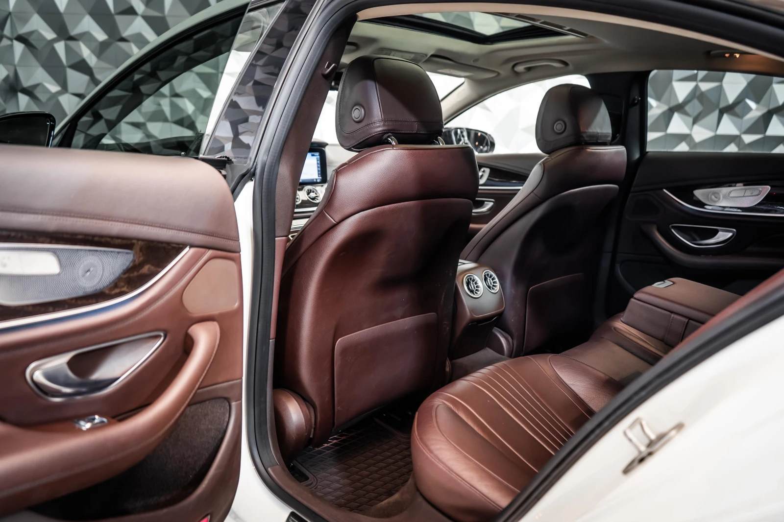 Mercedes-Benz CLS 350 d 4M AMG* AIR BODY* Burmester*  | Mobile.bg   14