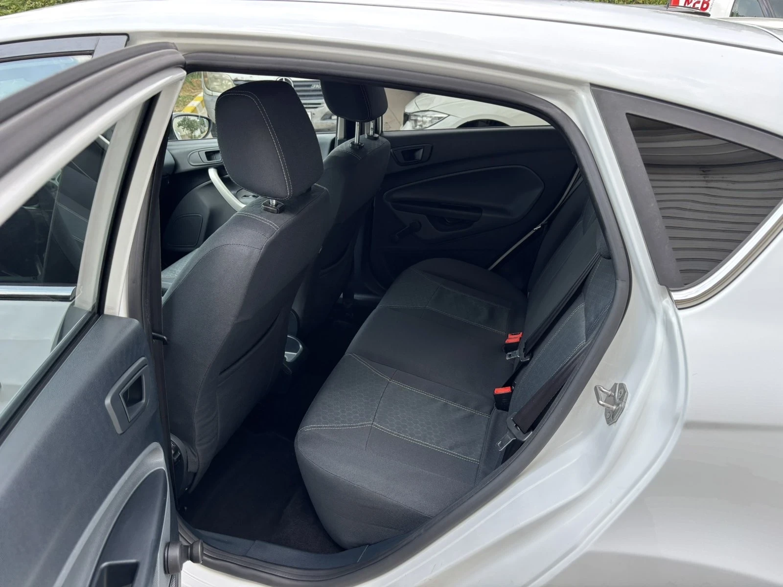Ford Fiesta 1.4 pejo motor  - изображение 9