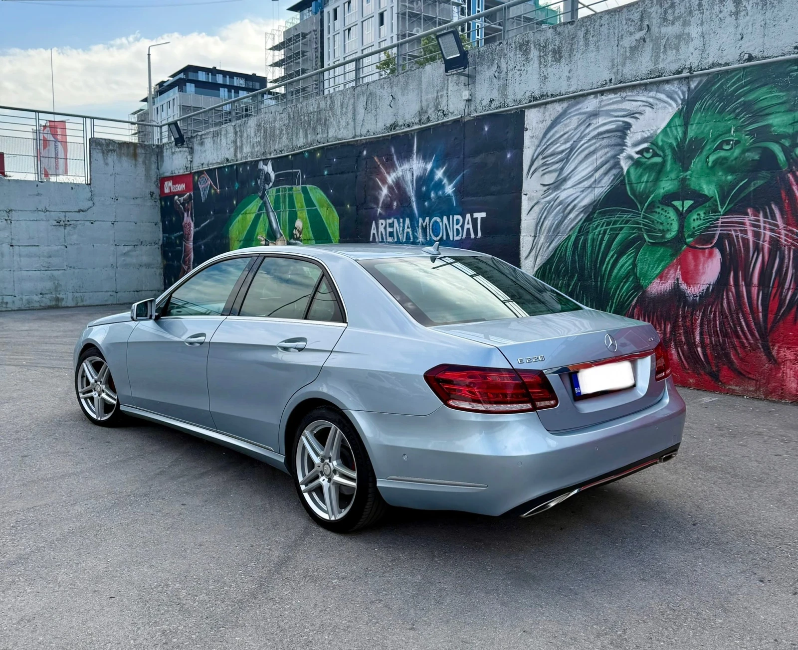 Mercedes-Benz E 220 Bluetec / Facelift 2015г. - ДЕСЕН ВОЛАН - изображение 3