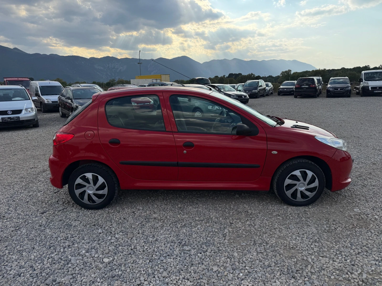 Peugeot 206 + 1.1i-60PS-КЛИМАТИК - изображение 4
