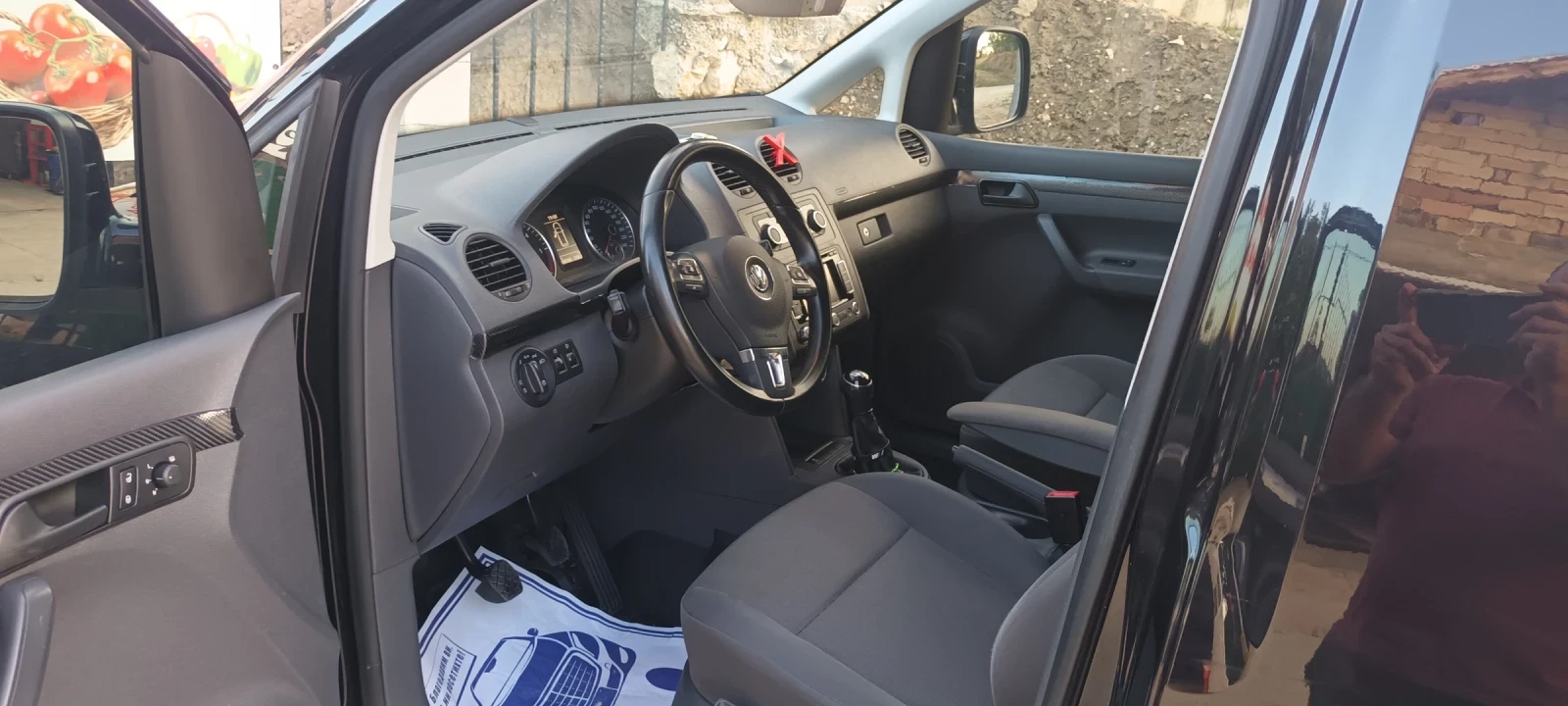 VW Caddy 1.6 TDI | Mobile.bg — изображение 5