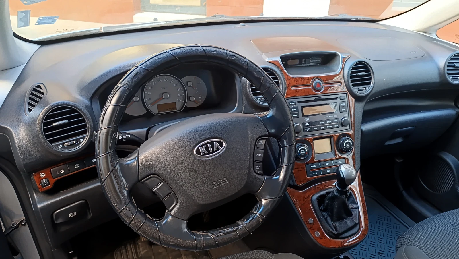 Kia Carens | Mobile.bg � ����������� 12