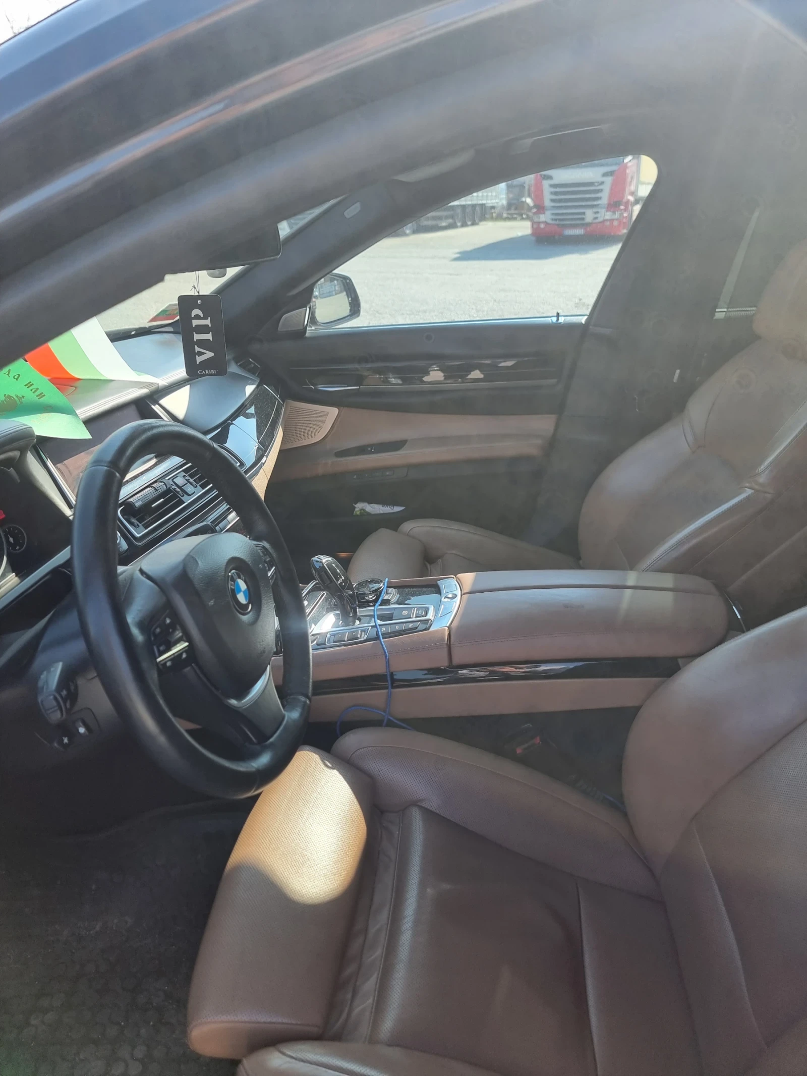 BMW 740, снимка 17 - Автомобили и джипове - 53755823