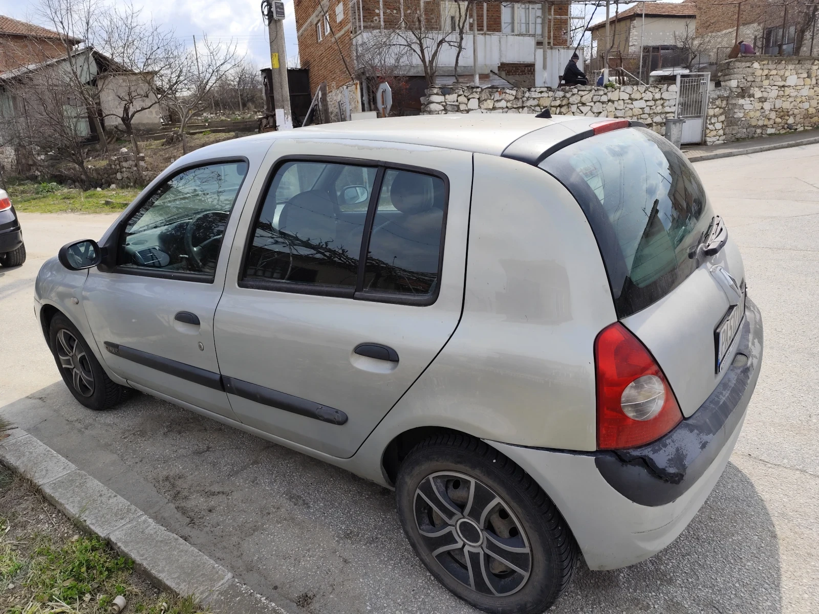 Renault Clio, снимка 3 - Автомобили и джипове - 53933979
