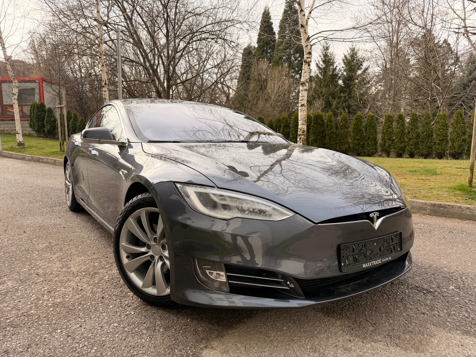 Tesla Model S 90D / 4x4