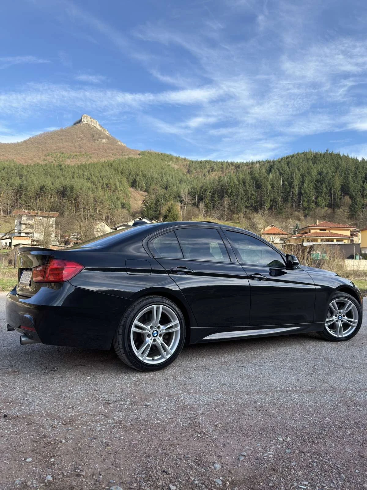 BMW 335 BMW 335XI M-SPORT* KEYLESS* NBT NAVI* HARMAN*  | Mobile.bg � ����������� 3
