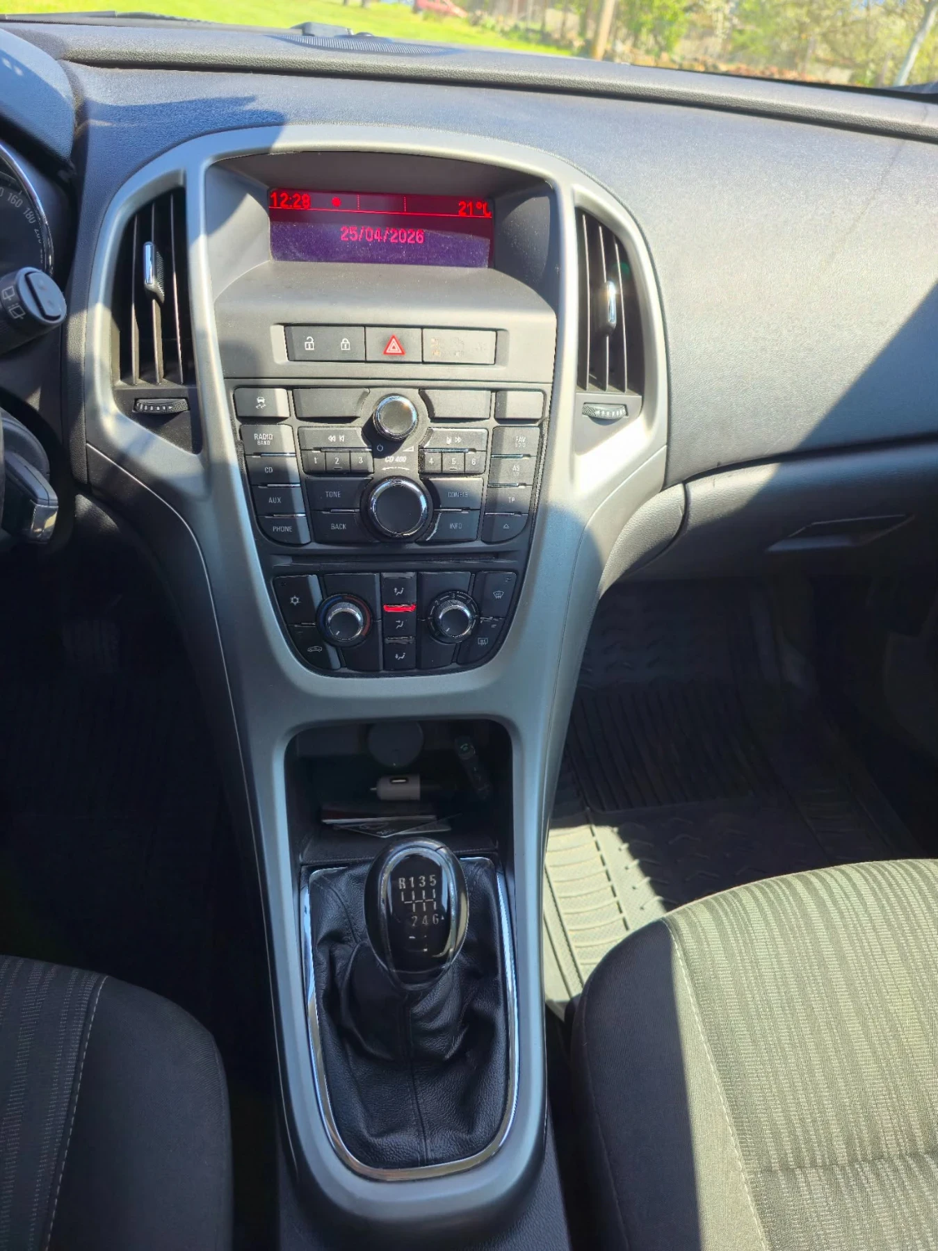 Opel Astra, снимка 10 - Автомобили и джипове - 54326869