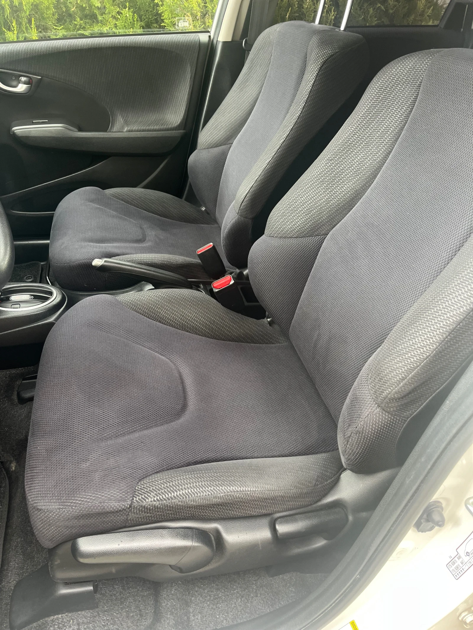 Honda Jazz, снимка 9 - Автомобили и джипове - 54401434