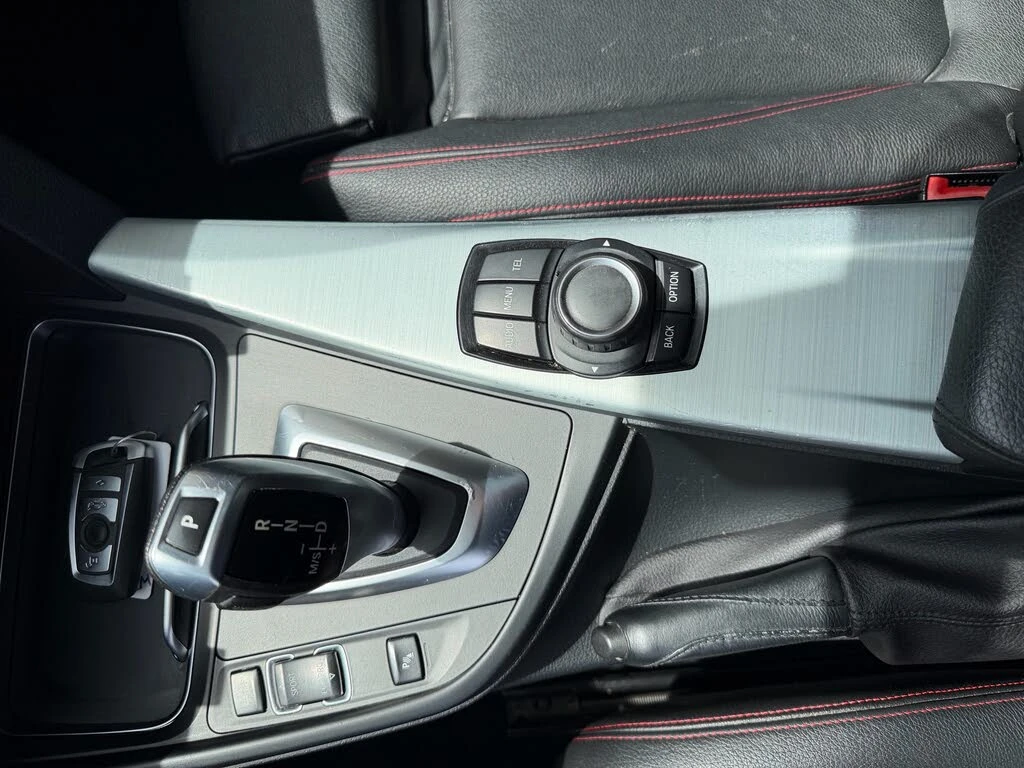 BMW 320 * АвтоКредит * (ЦЕНА ДО БГ), снимка 16 - Автомобили и джипове - 54755306