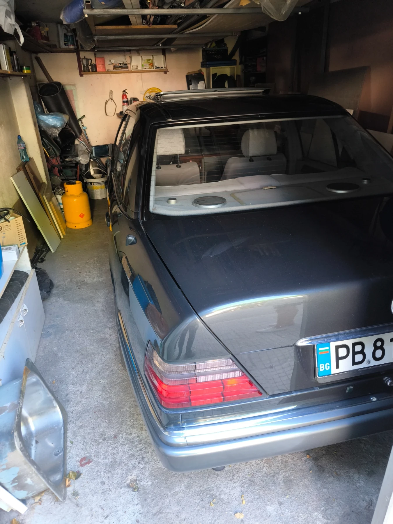 Mercedes-Benz E 200, снимка 14 - Автомобили и джипове - 54821313