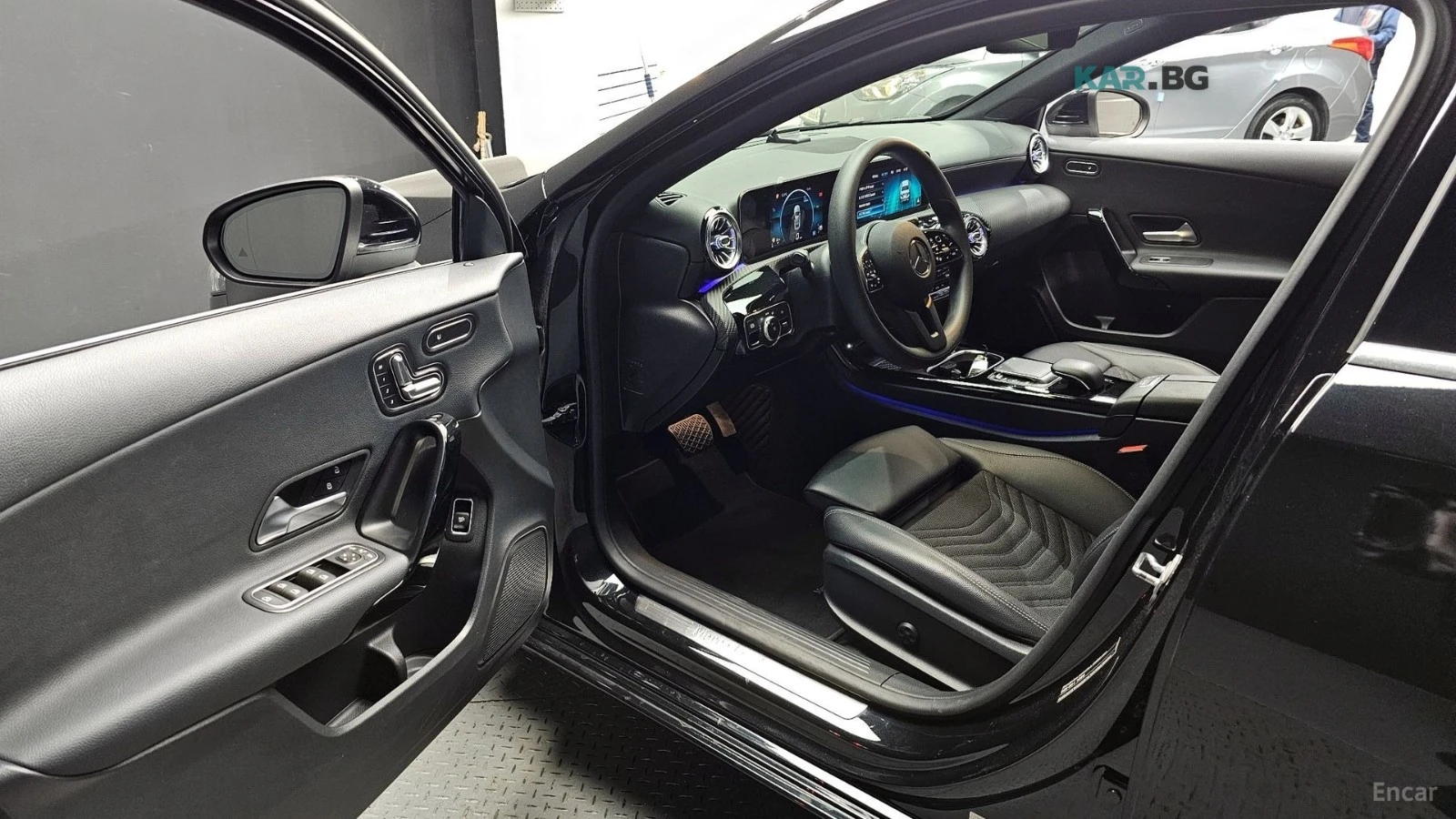 Mercedes-Benz A 250 4MATIC* ПОДГРЕВ* КАМЕРА* LANE* ASSIST* KEYLESS* , снимка 8 - Автомобили и джипове - 54859264